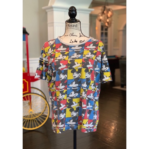 🆕LF FURST OF A KIND || Vintage Mickey Mouse Tee - Picture 2 of 8